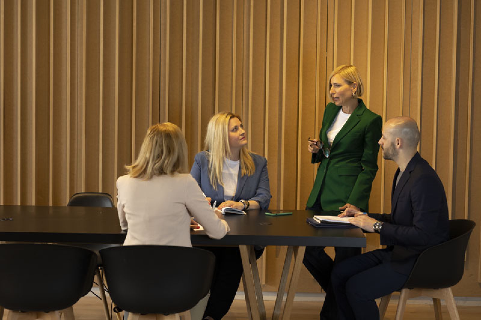 ΑΔΙΕΞΟΔΑ ΚΟΚΚΙΝΑ ΔΑΝΕΙΑ